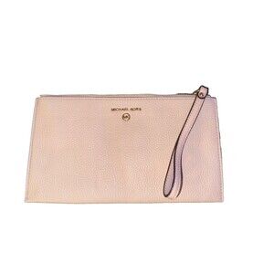 Michael Kors  Jet Set Charm XL  Pebbled Soft Pink Zipper Clutch Wristlet Bag